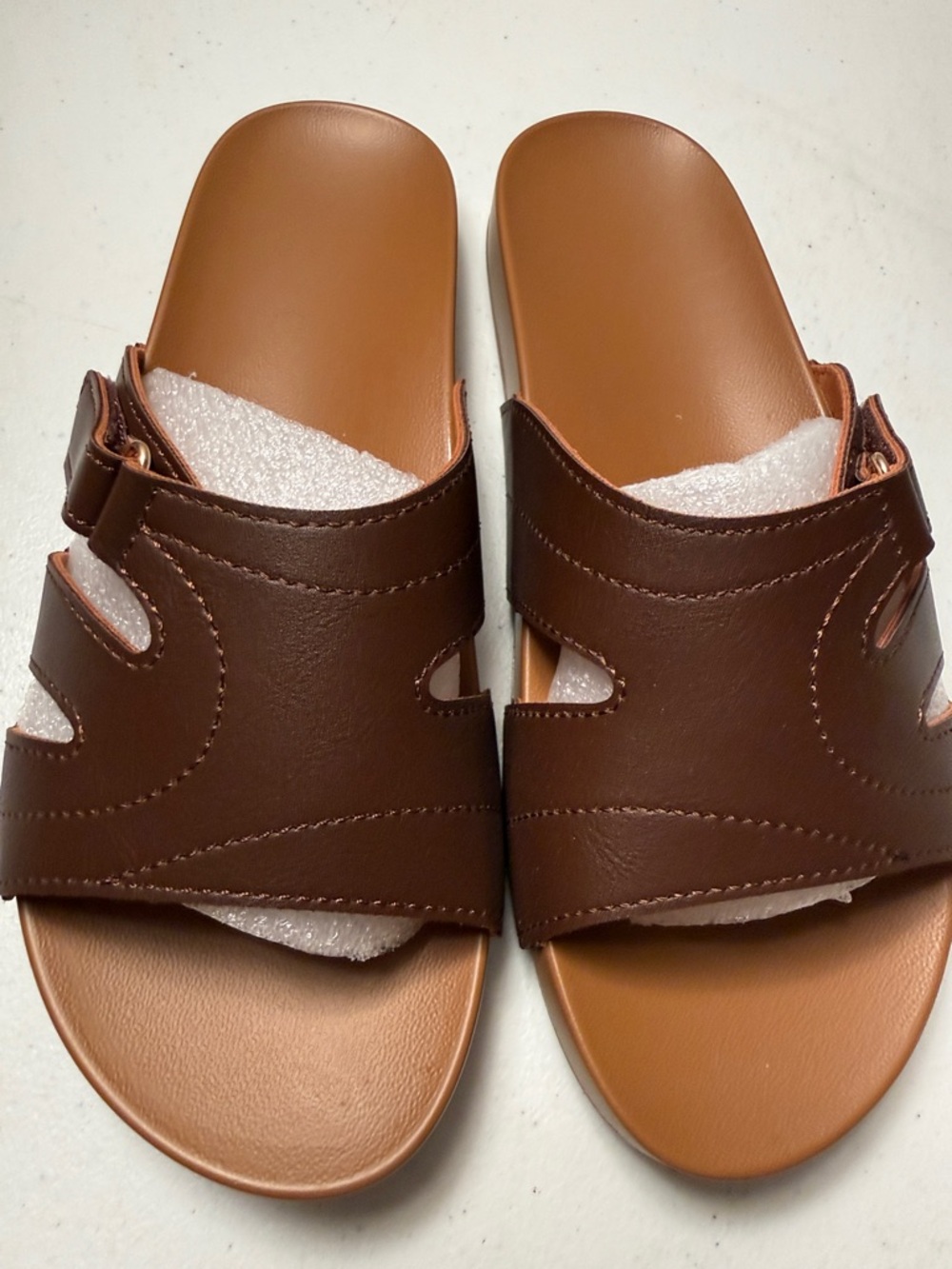 Comfortable Women's Brown Slide Sandals with Adjustable Strap